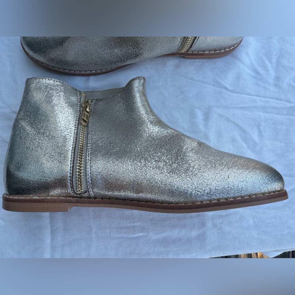 NWOT Janie and jack sparkle bootie